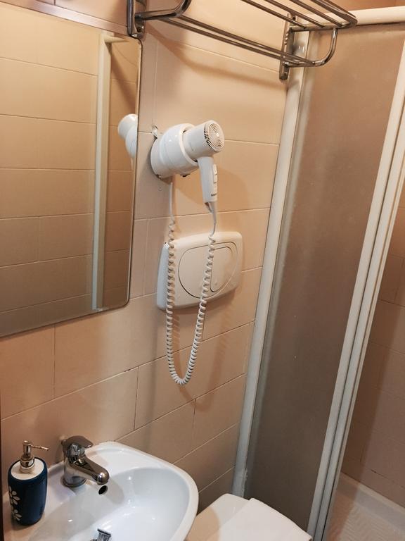 Zhihua Guest House Рим Номер фото