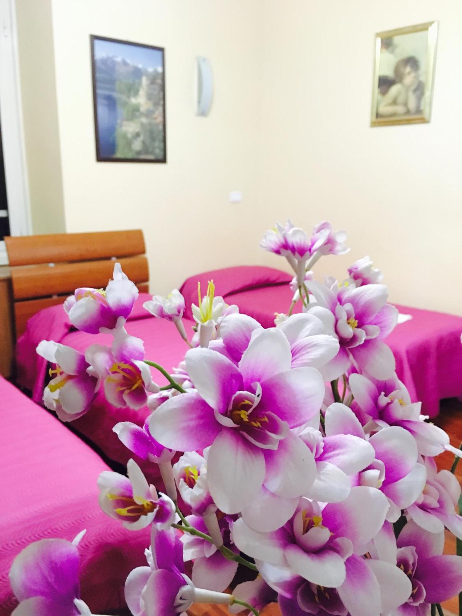 Zhihua Guest House Рим Экстерьер фото
